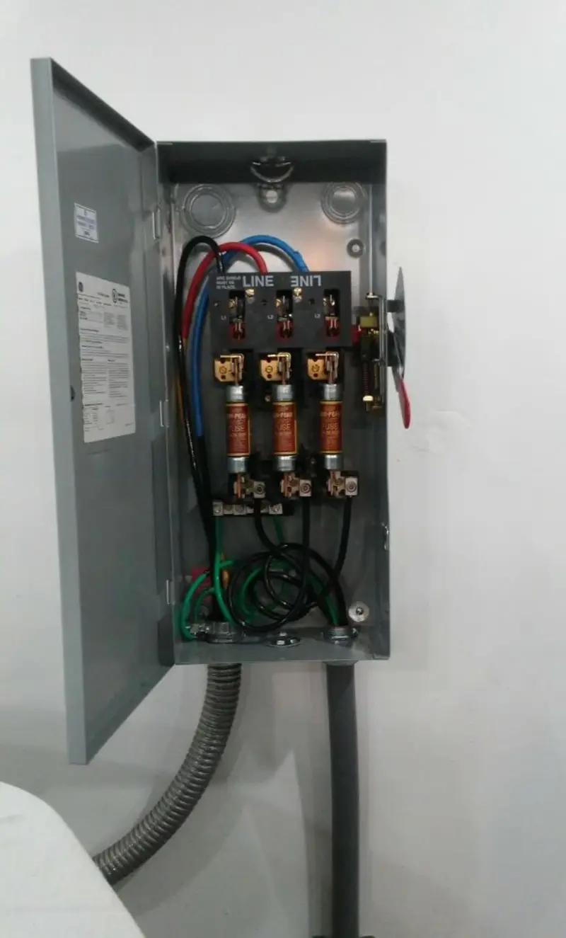 Three-phase disconnect switch installed for Electrical Wiring & Rewiring in Social Circle